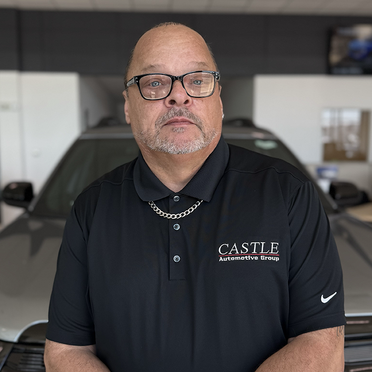 Staff member Alfred "Freddy" Arroyo from ID_b8f326