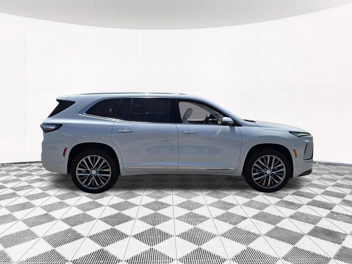 2026 Buick Enclave Avenir - Photo 12