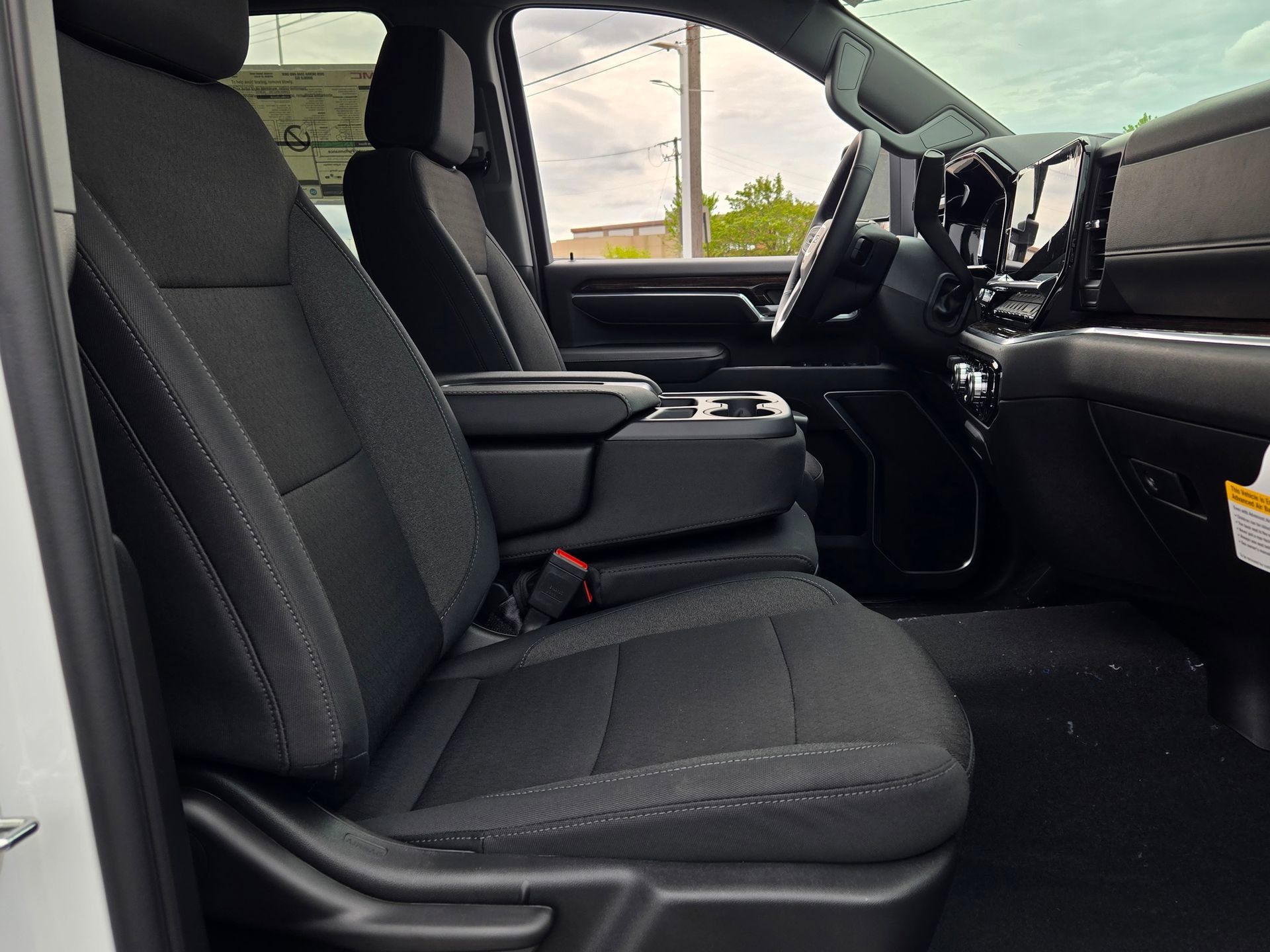 2026 GMC Sierra 3500HD SLE - Photo 17