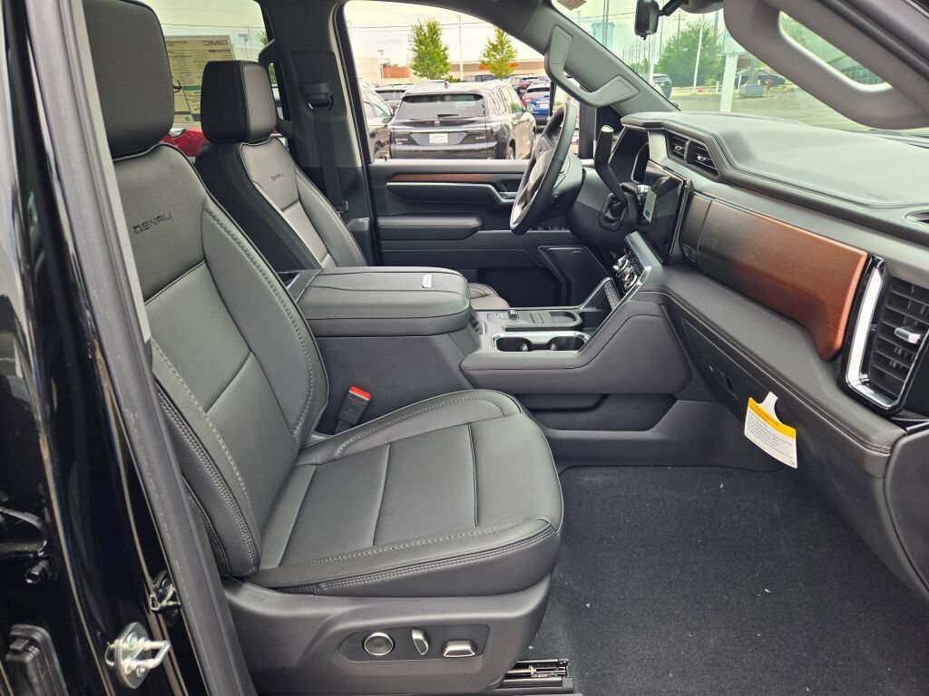 2026 GMC Sierra 2500HD Denali - Photo 15