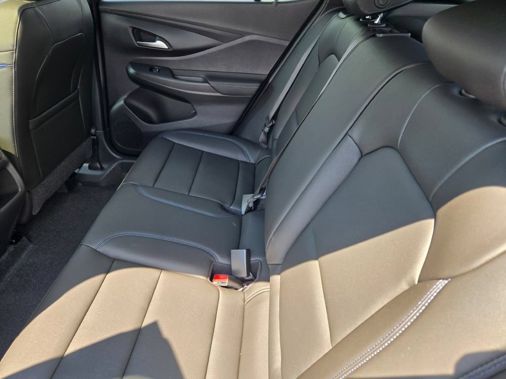 2026 Buick Envista Sport Touring - Photo 30