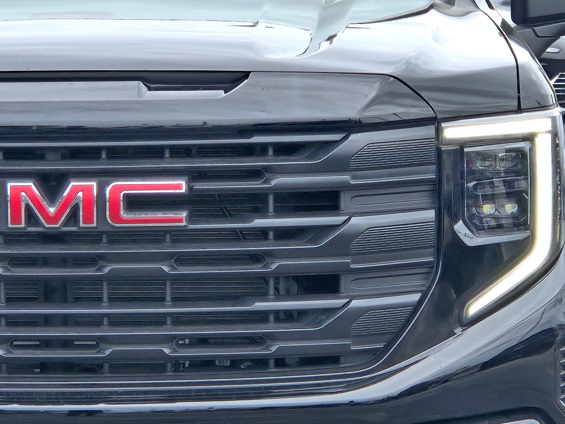 2026 GMC Sierra 1500 Pro - Photo 12