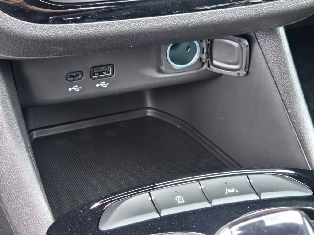 2026 Buick Envista Sport Touring - Photo 37