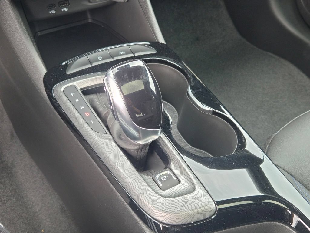 2026 Buick Envista Sport Touring - Photo 38