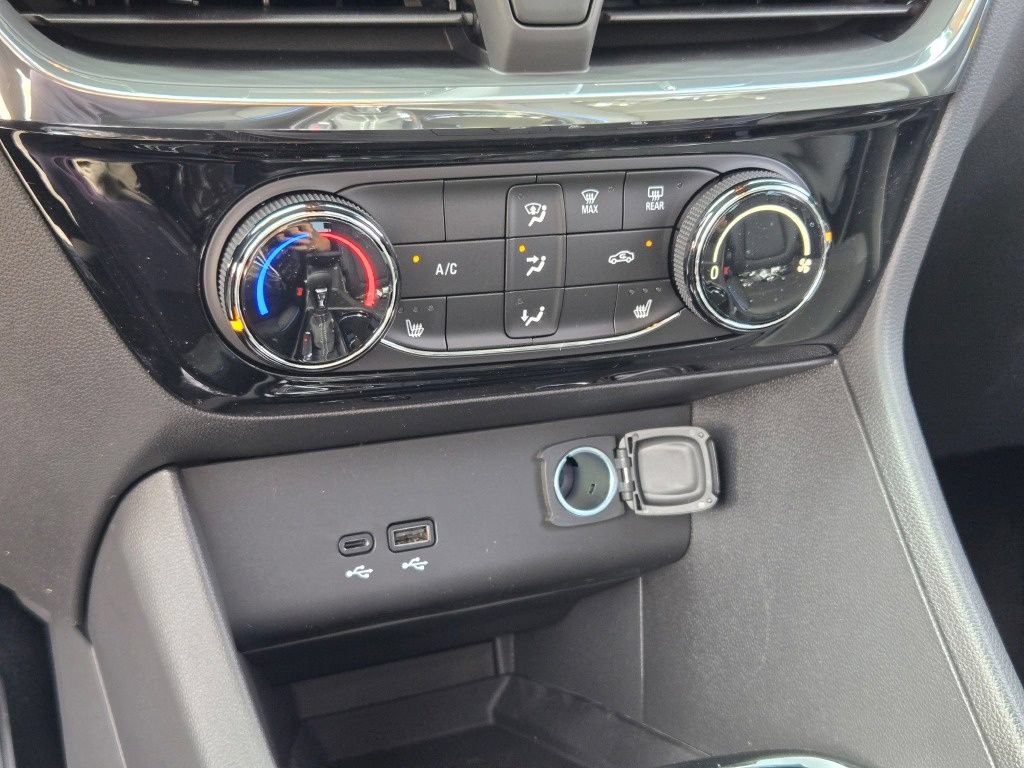 2026 Buick Encore GX Sport Touring - Photo 37