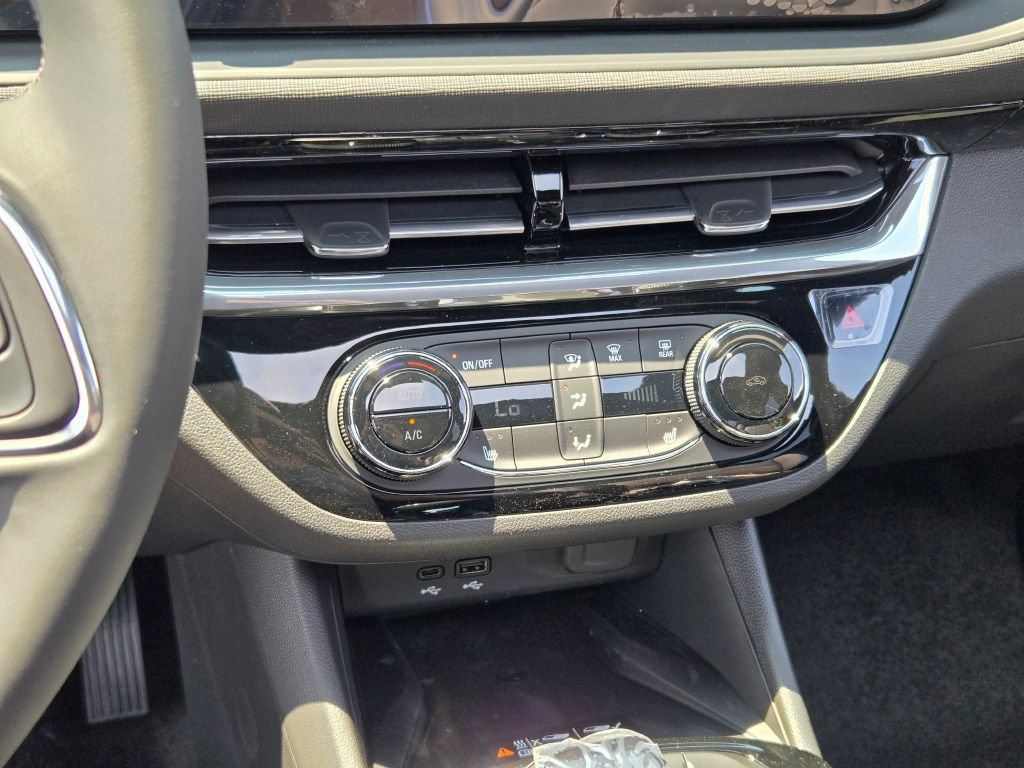 2026 Buick Envista Sport Touring - Photo 36