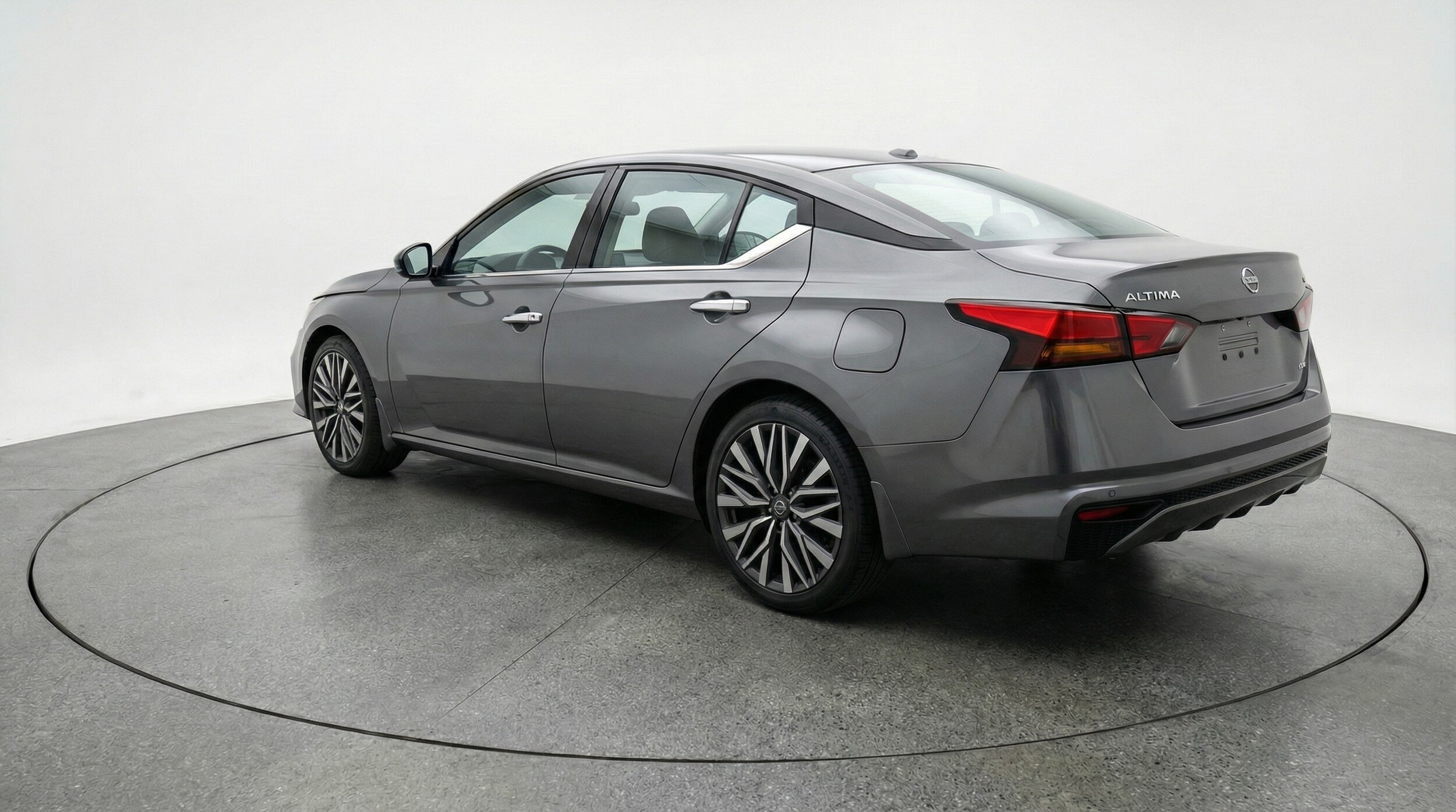 Thumbnail: 2025 Nissan Altima - 5