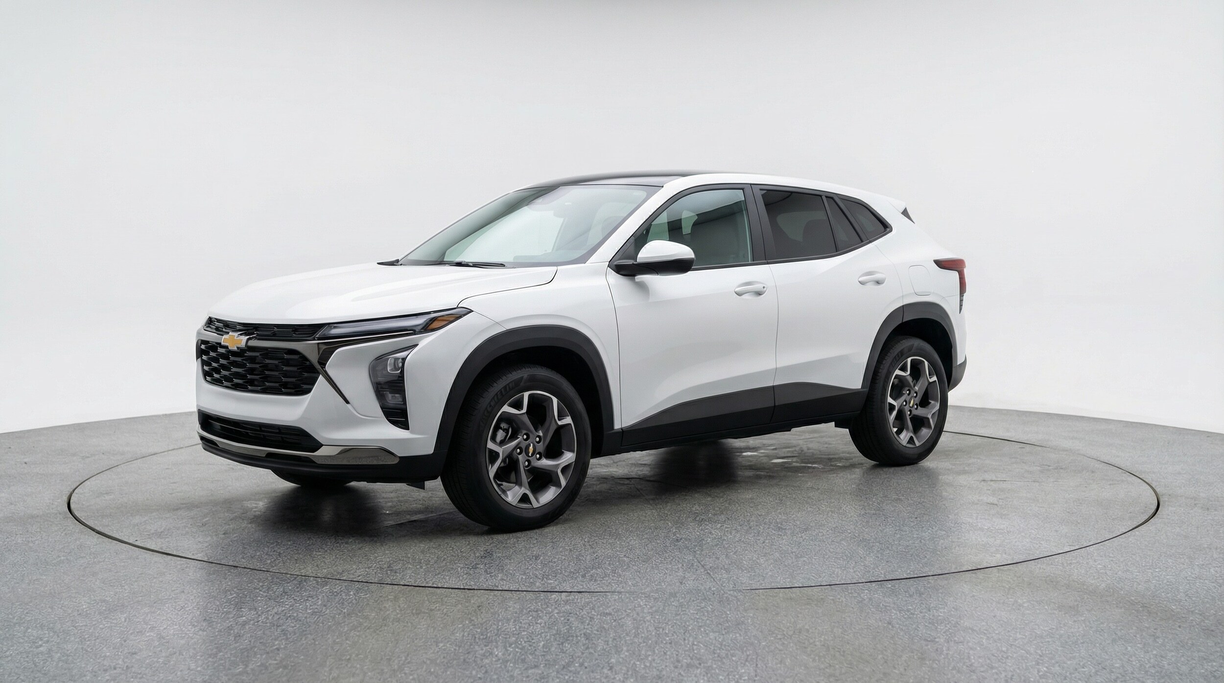 Thumbnail: 2025 Chevrolet Trax - 3