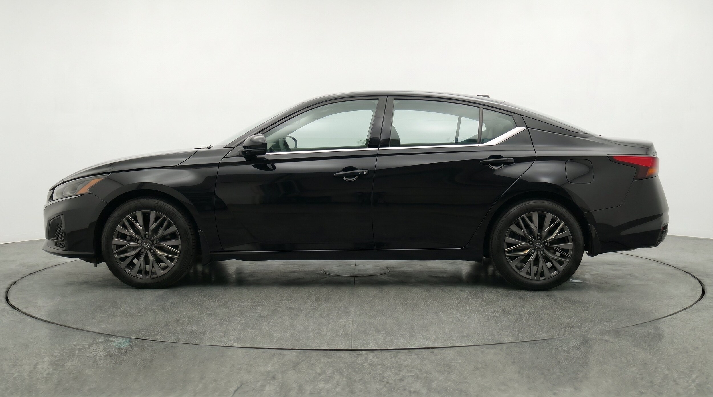 Thumbnail: 2026 Nissan Altima - 5