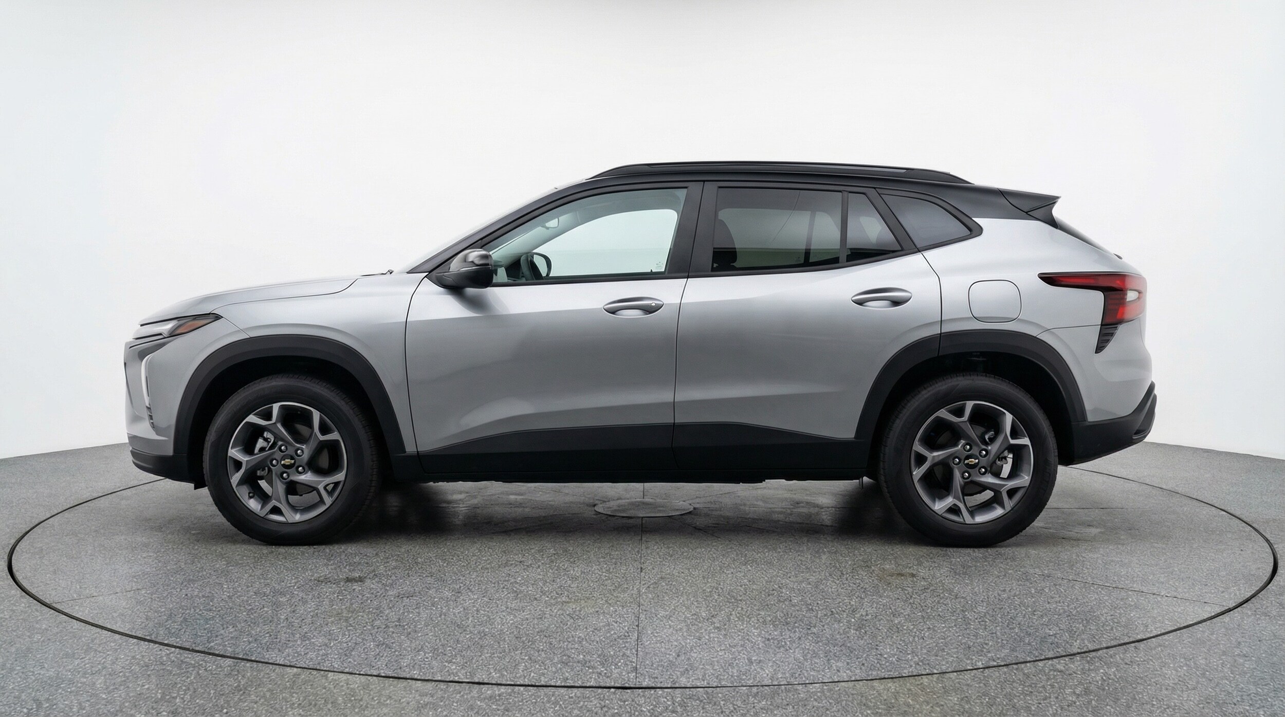 Thumbnail: 2025 Chevrolet Trax - 4