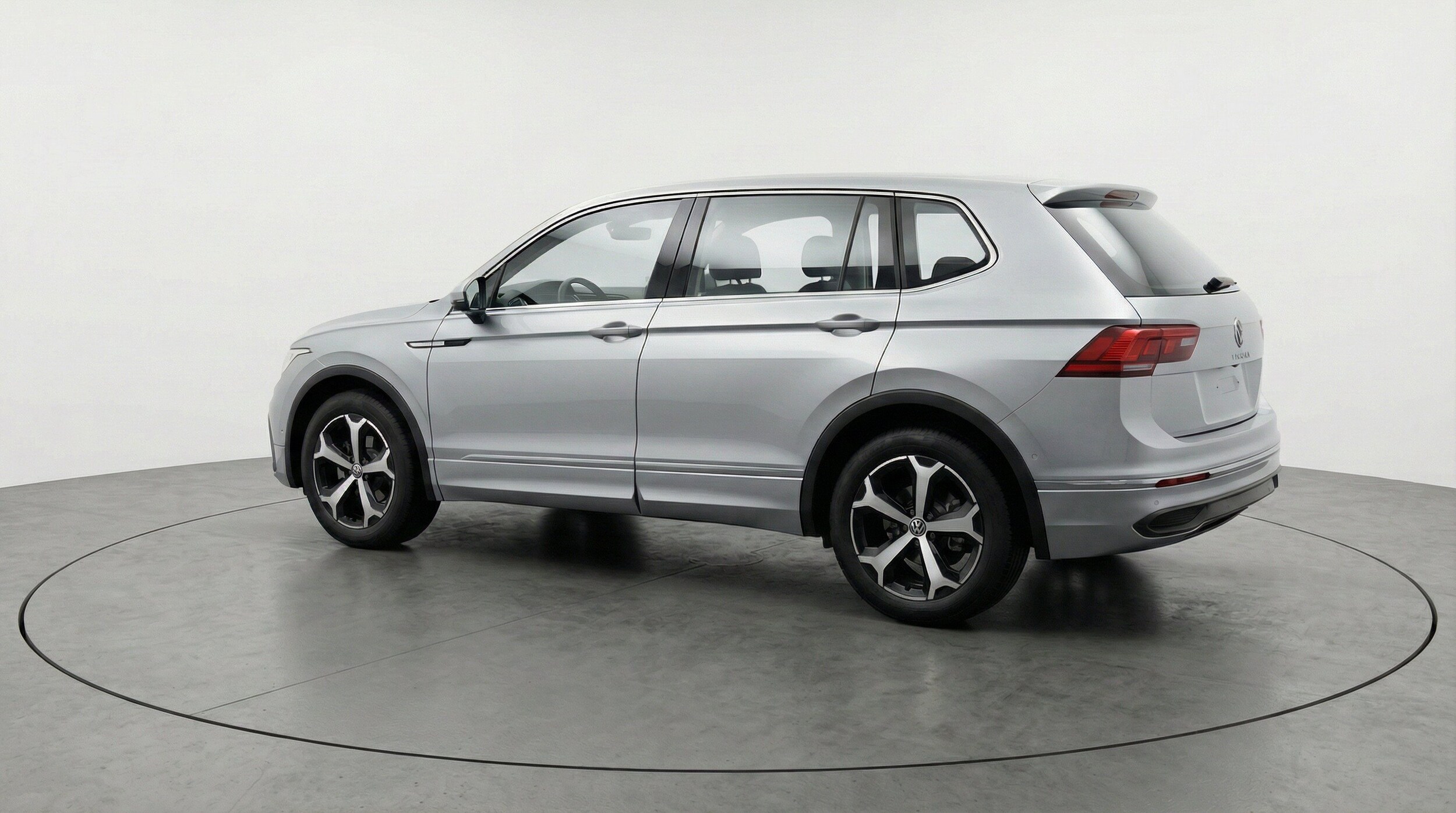 Thumbnail: 2026 Volkswagen Tiguan - 6
