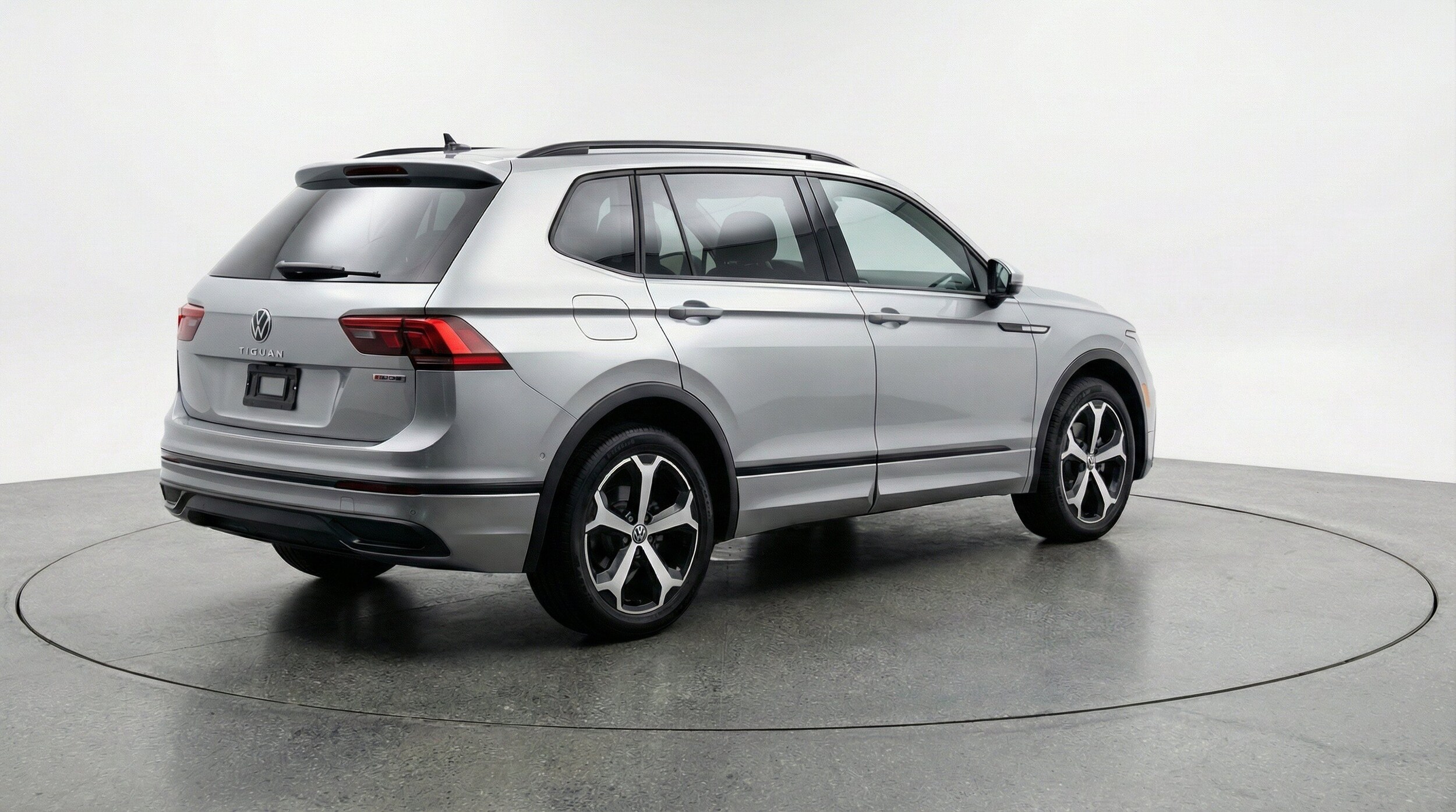 Thumbnail: 2026 Volkswagen Tiguan - 9