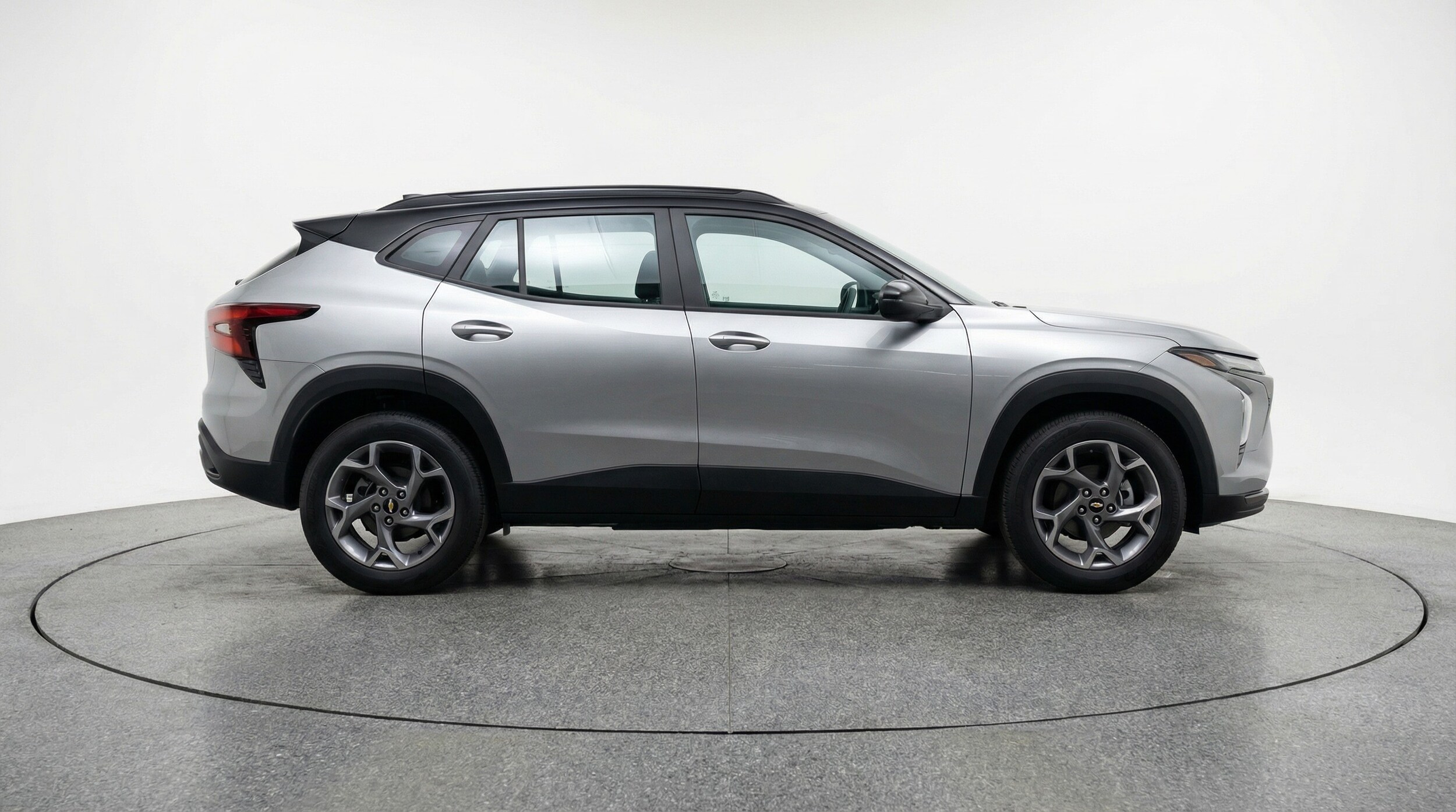 Thumbnail: 2025 Chevrolet Trax - 8