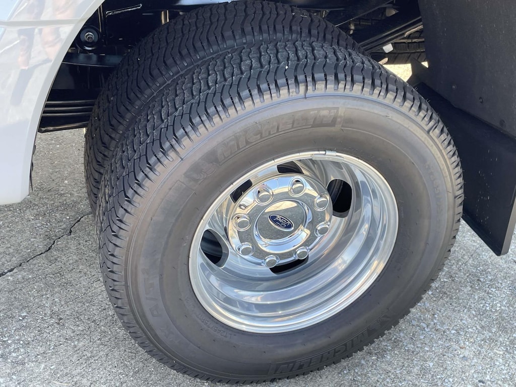 New 2026 Ford F-350SD Lariat Truck