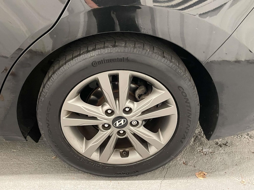 Used 2018 Hyundai Elantra SEL Sedan