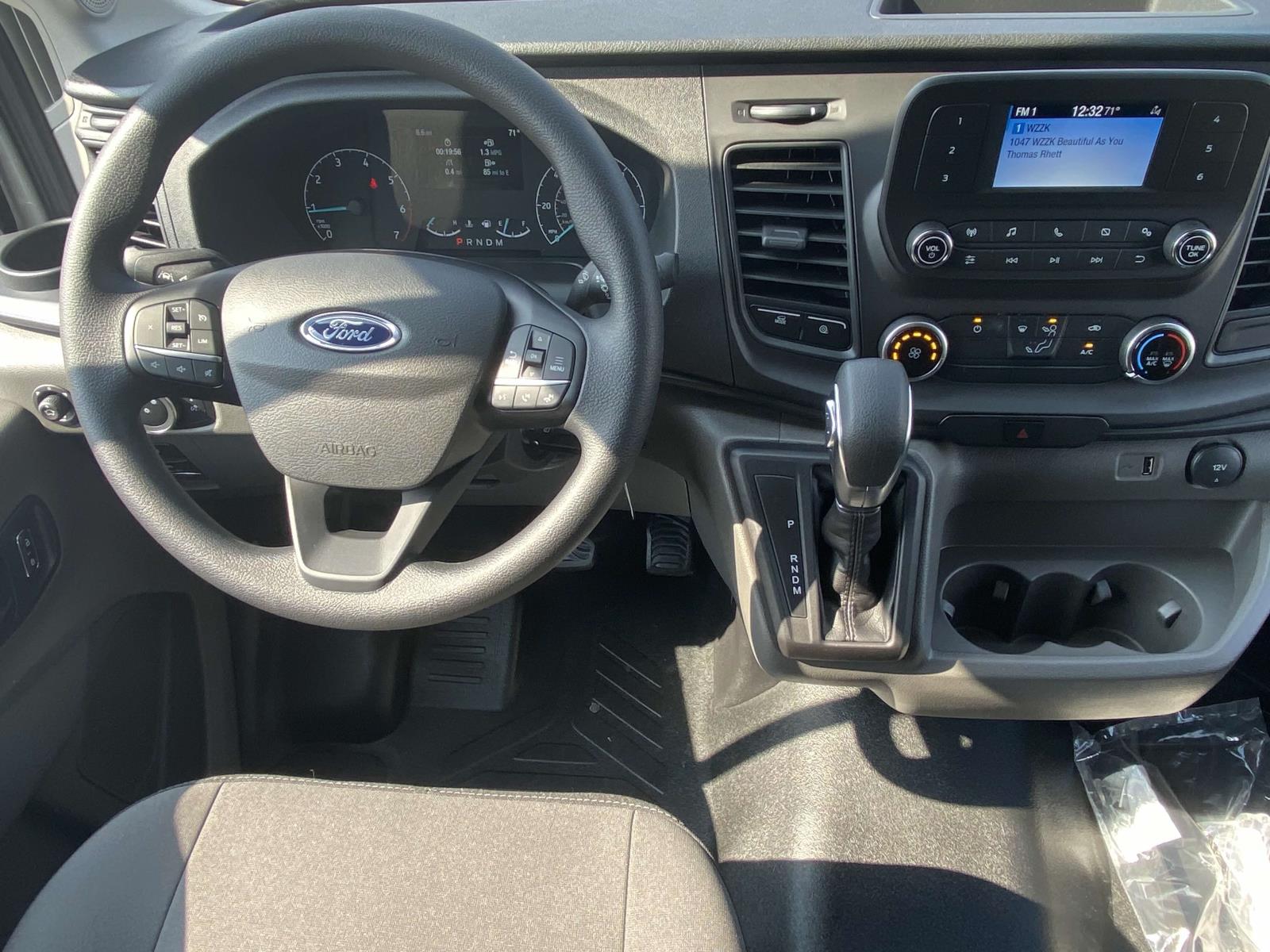 2024 Ford Transit photo 4