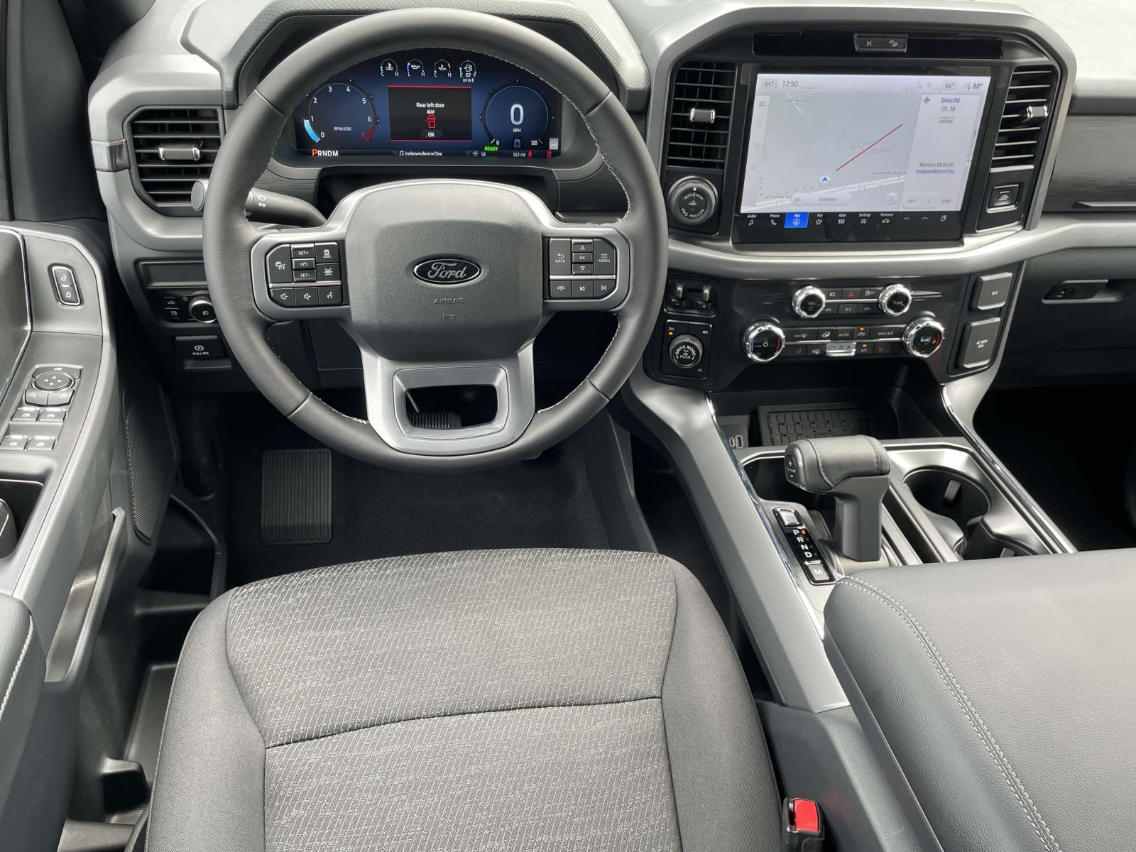 2025 Ford F-150 XLT photo 2