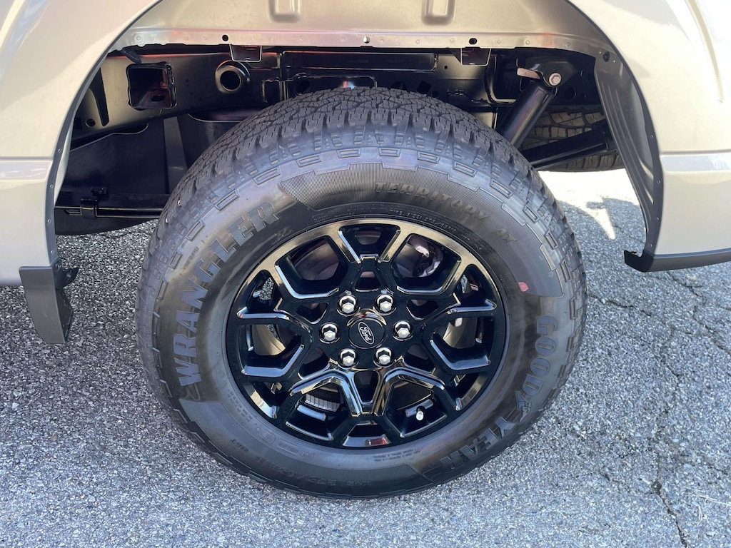 New 2025 Ford F-150 XLT Truck