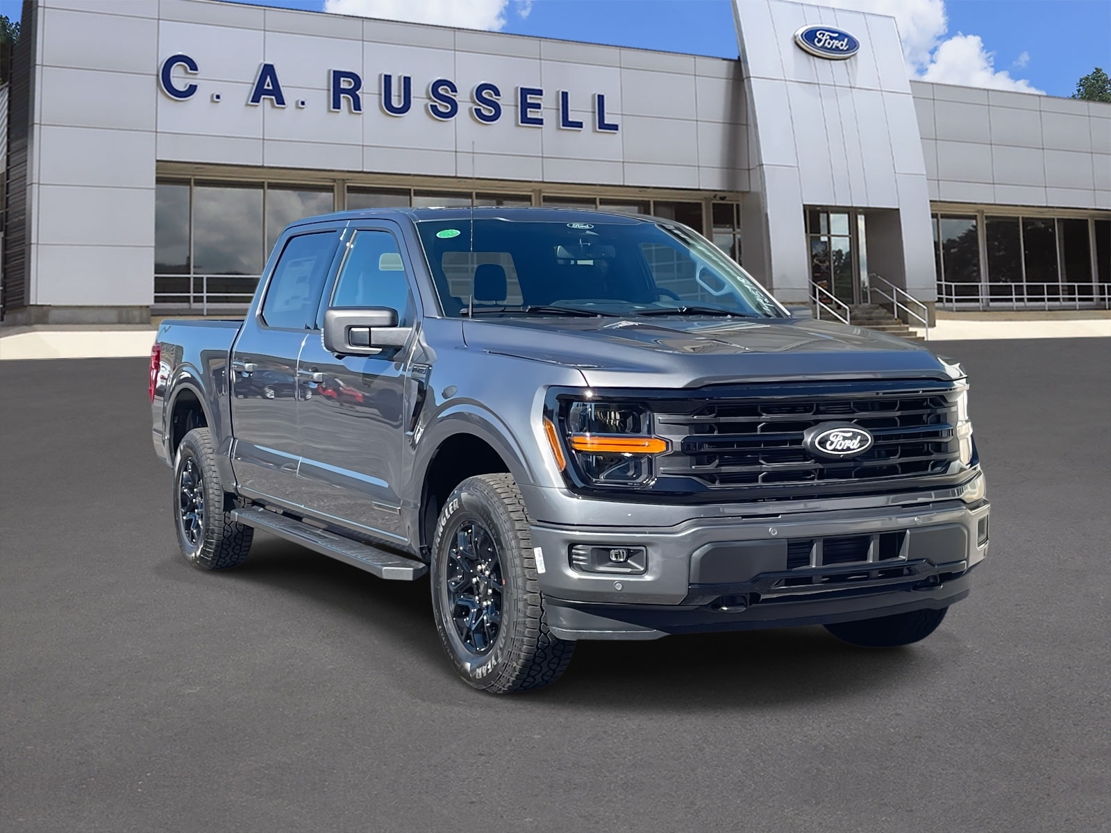 2025 Ford F-150 XLT's photo