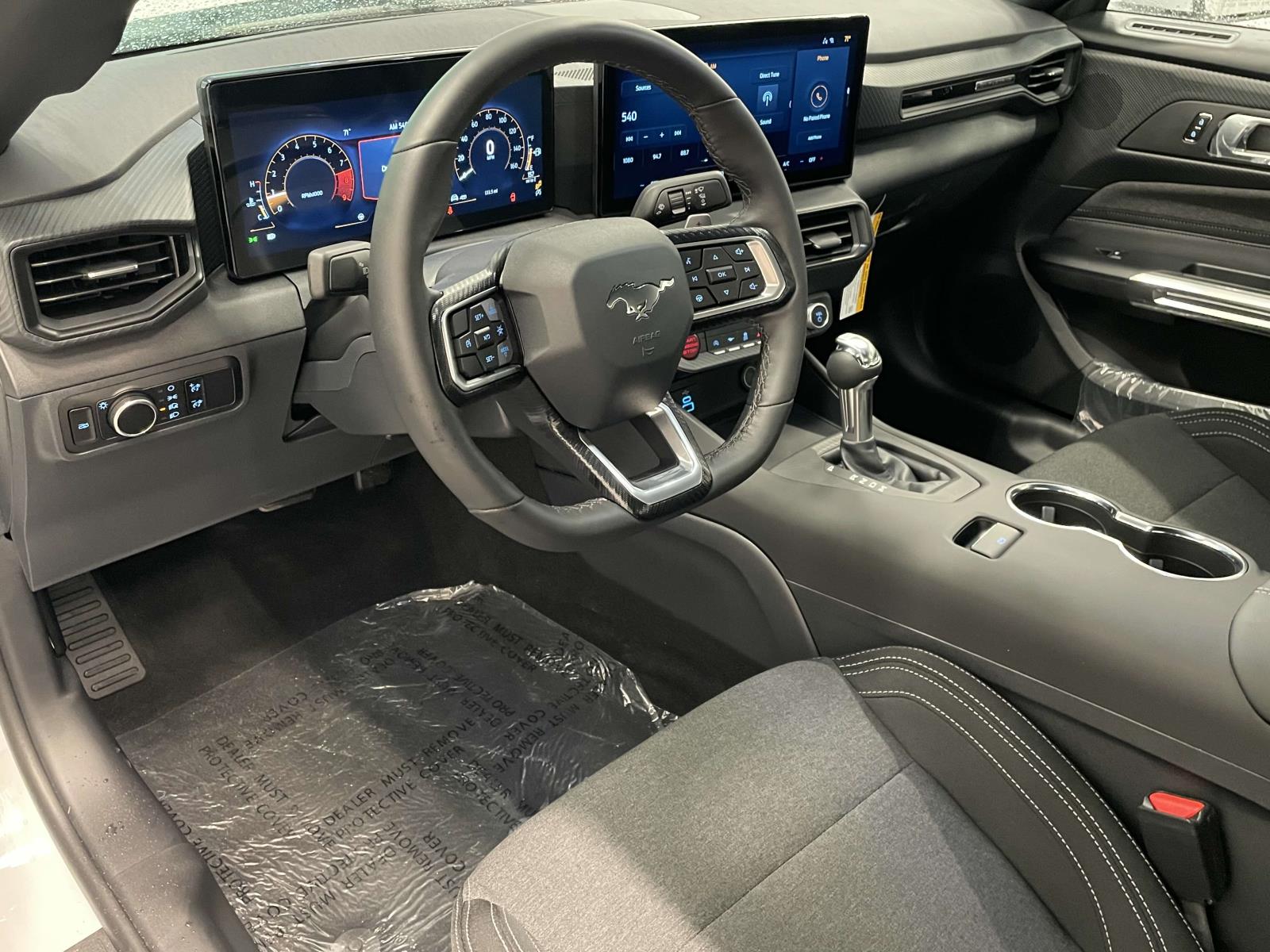 2025 Ford Mustang GT photo 4