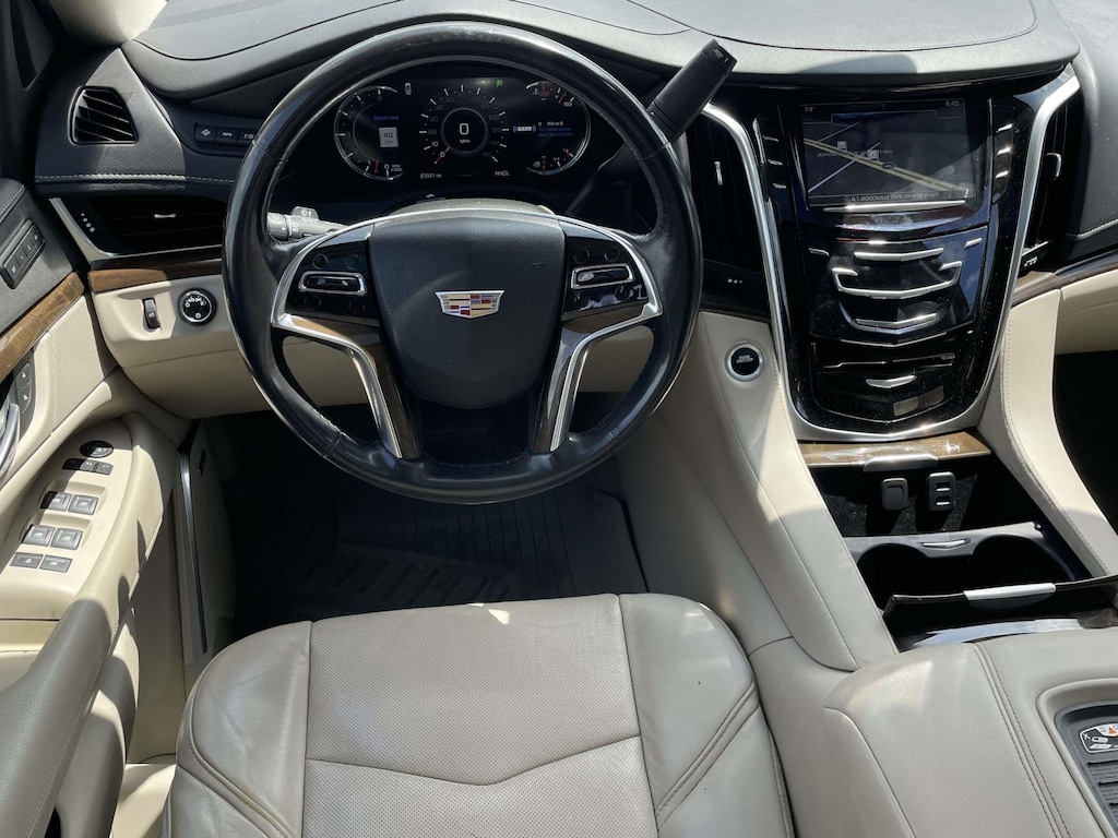Used 2020 Cadillac Escalade ESV Luxury SUV