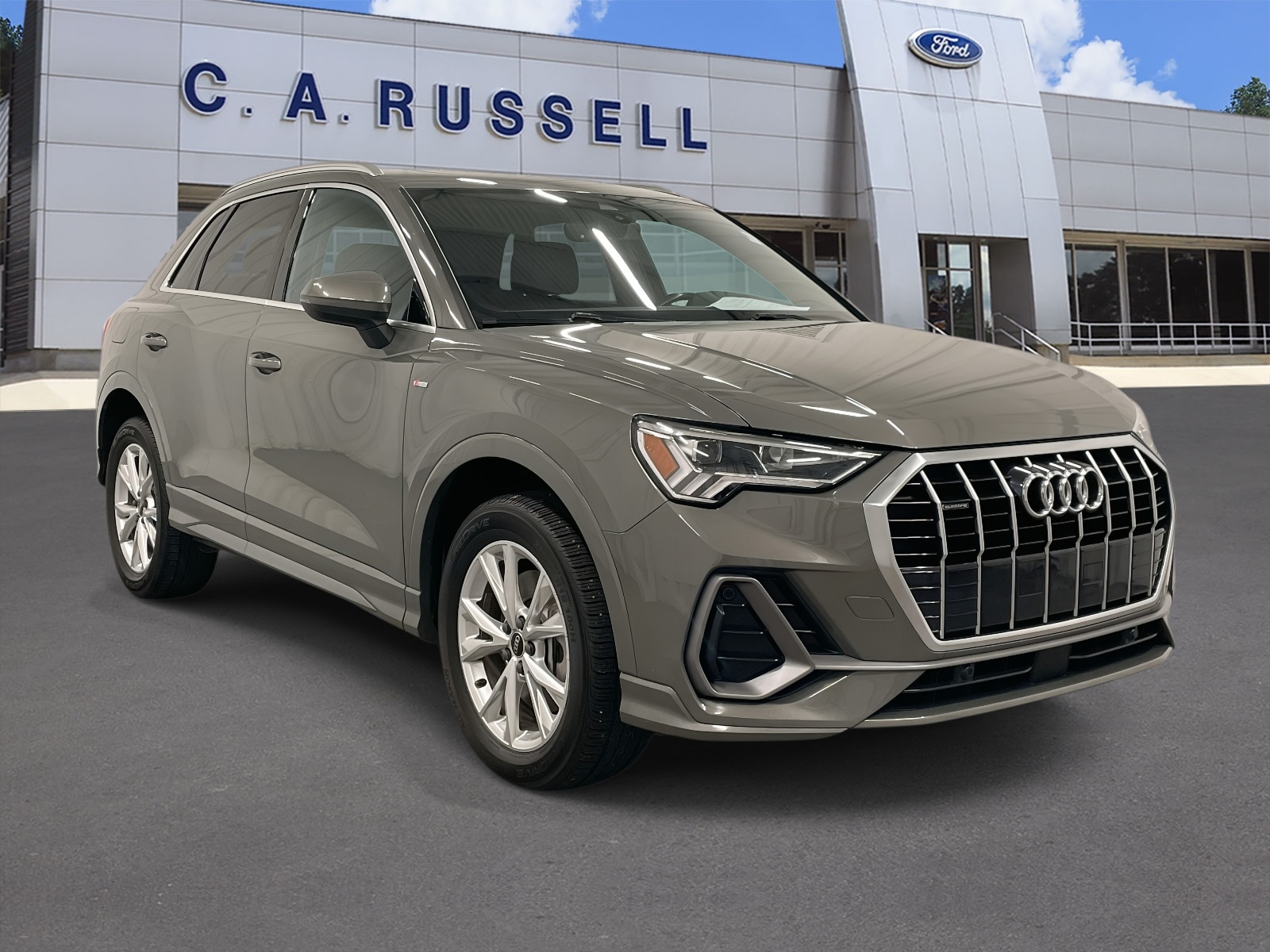2024 Audi Q3 S Line Premium's photo