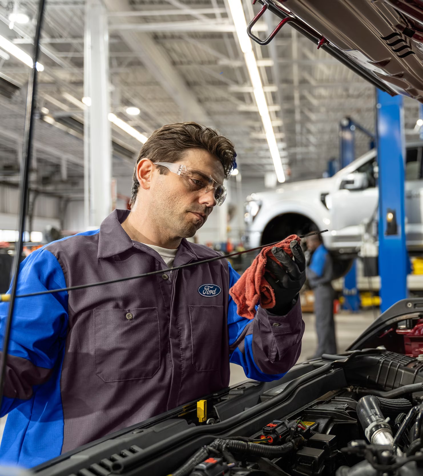 ford%20service%20technician%20stock.png