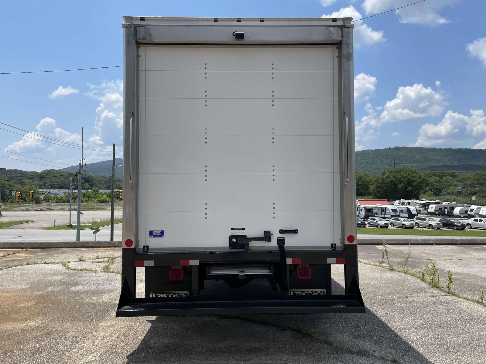 2023 Ford Transit photo 3