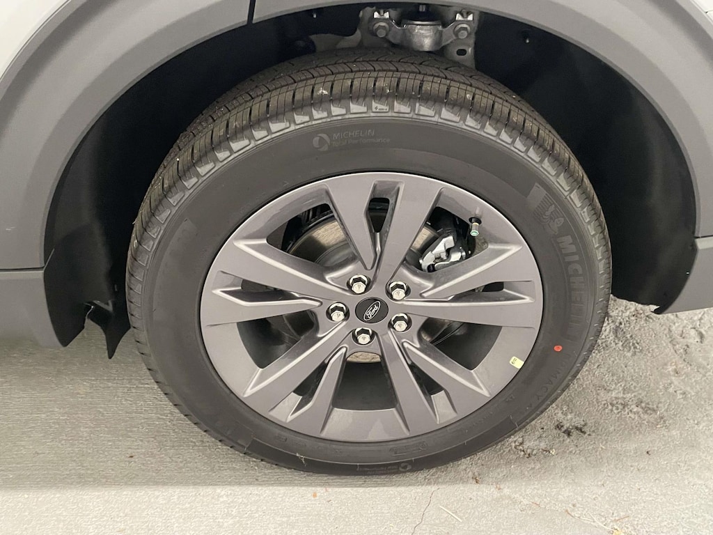 New 2025 Ford Explorer Active SUV