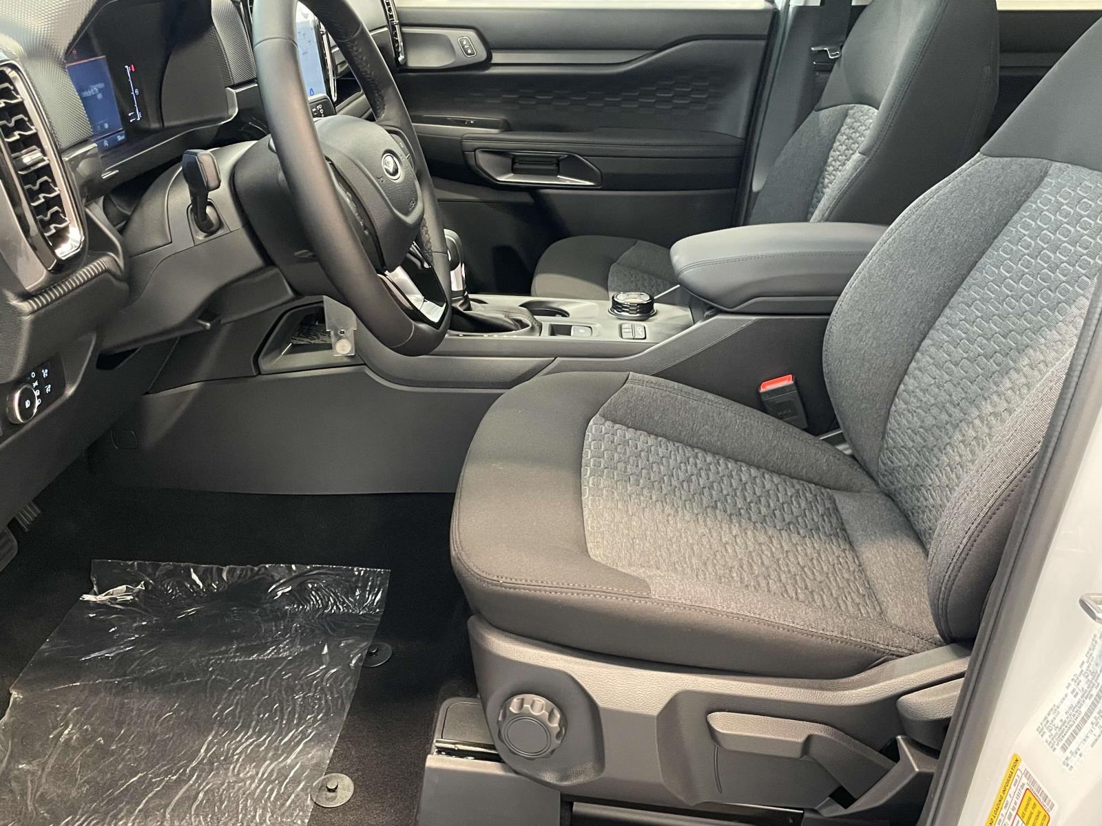 2025 Ford Ranger XLT - Photo 10