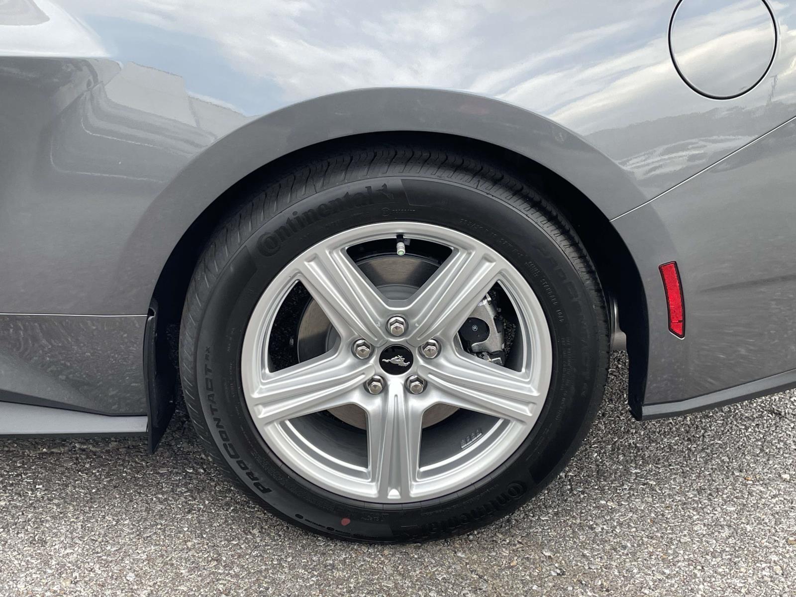 2026 Ford Mustang EcoBoost photo 3