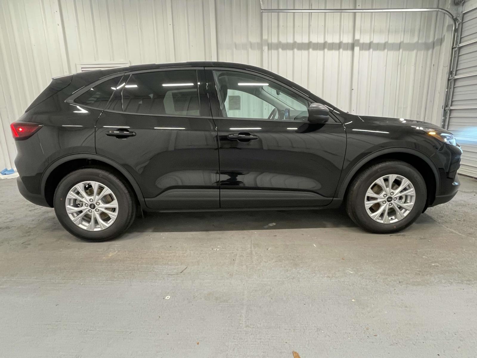 2025 Ford Escape Active photo 4