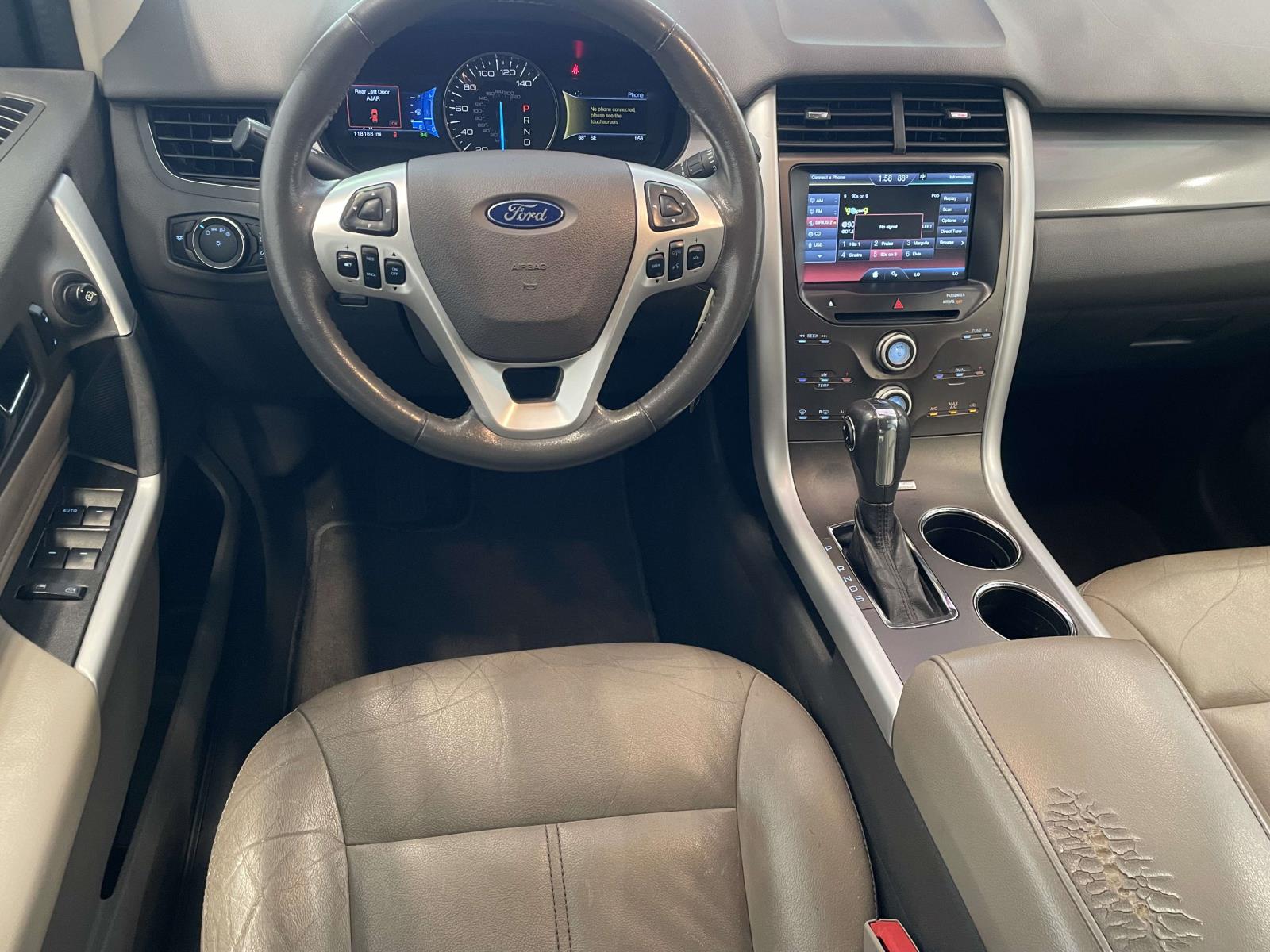 2014 Ford Edge SEL photo 2