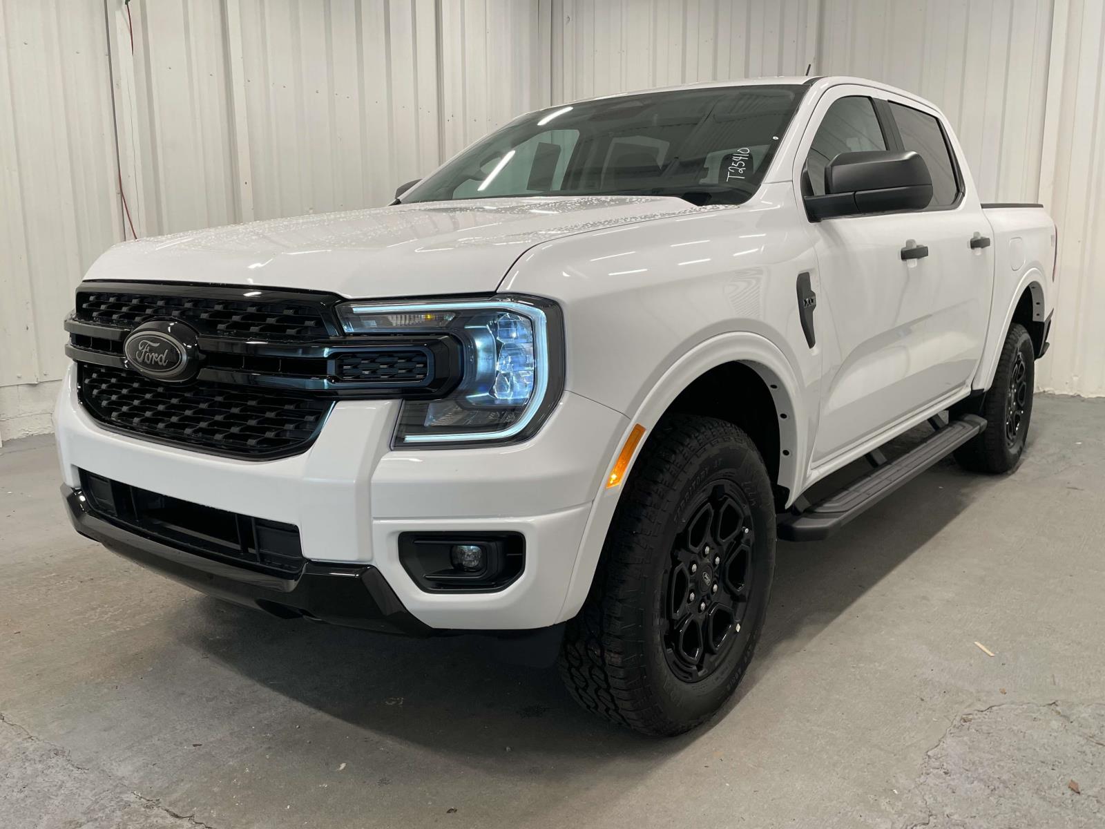 2025 Ford Ranger XLT - Photo 13
