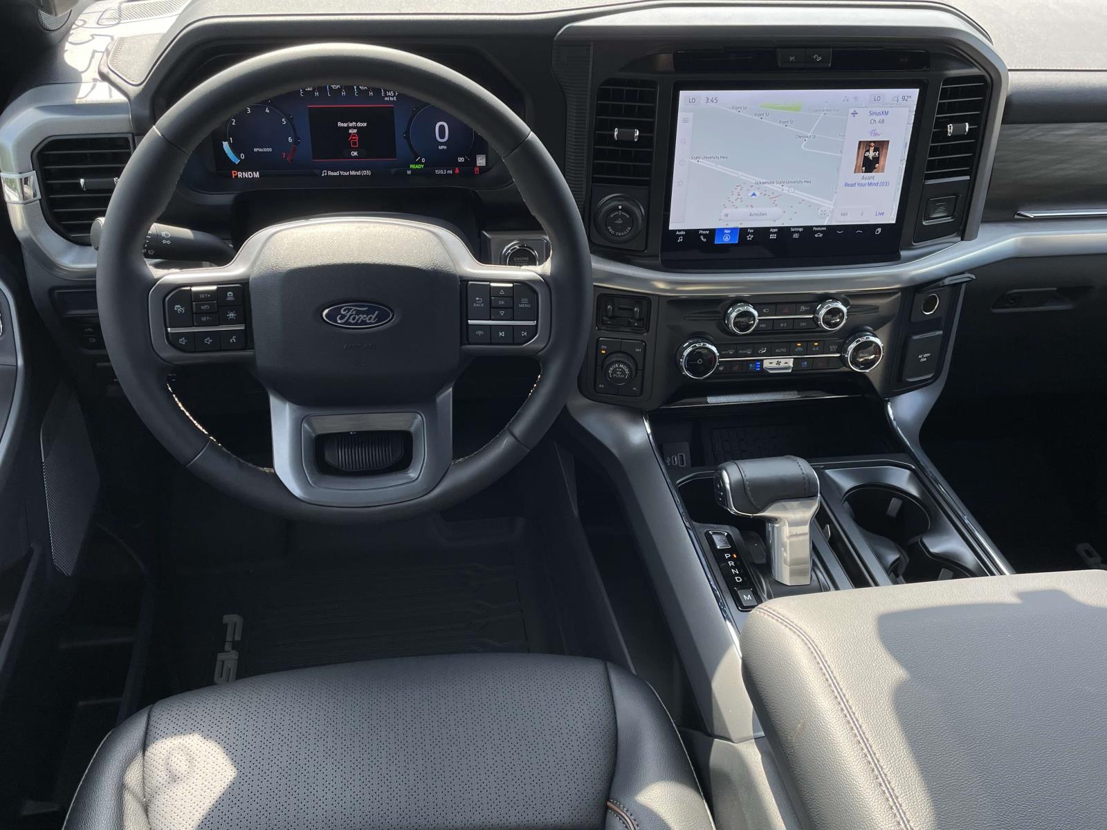 2025 Ford F-150 Lariat photo 2