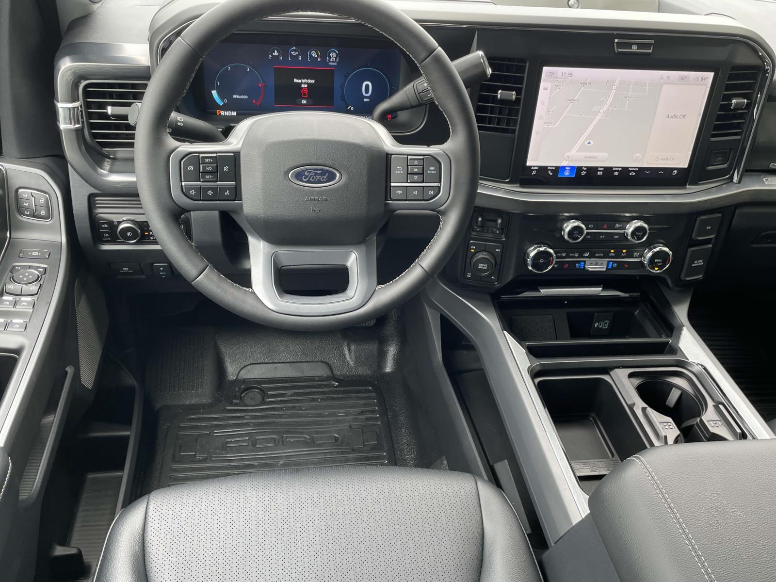 2025 Ford F-250 Lariat photo 4