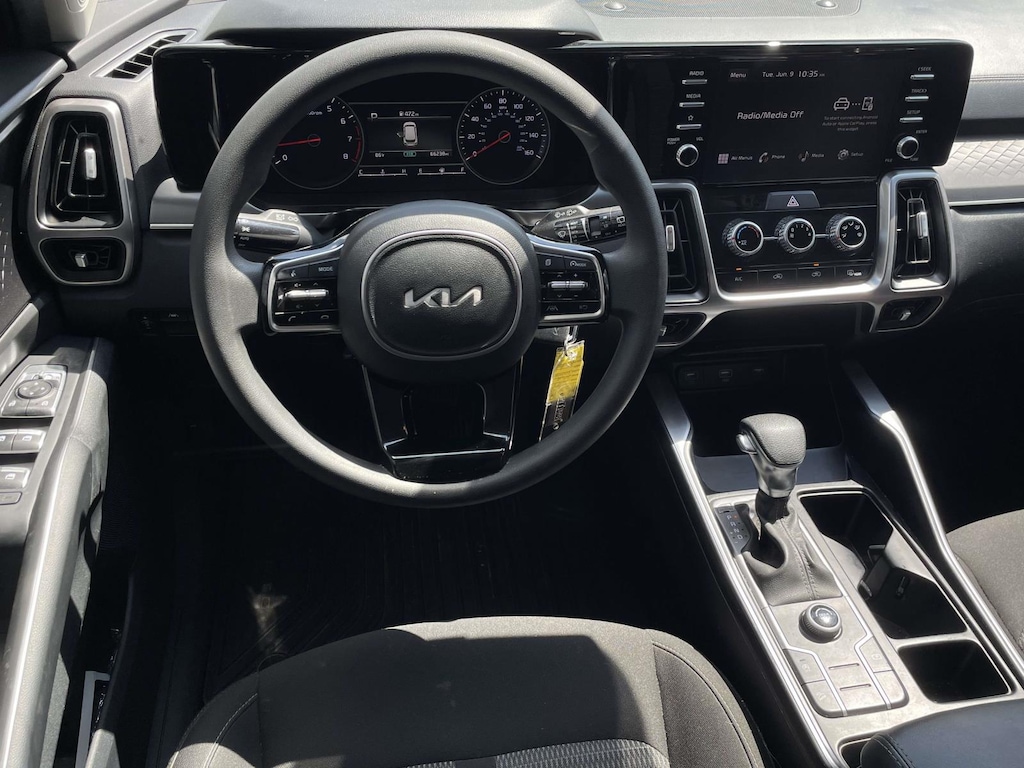 Used 2023 Kia Sorento LX SUV