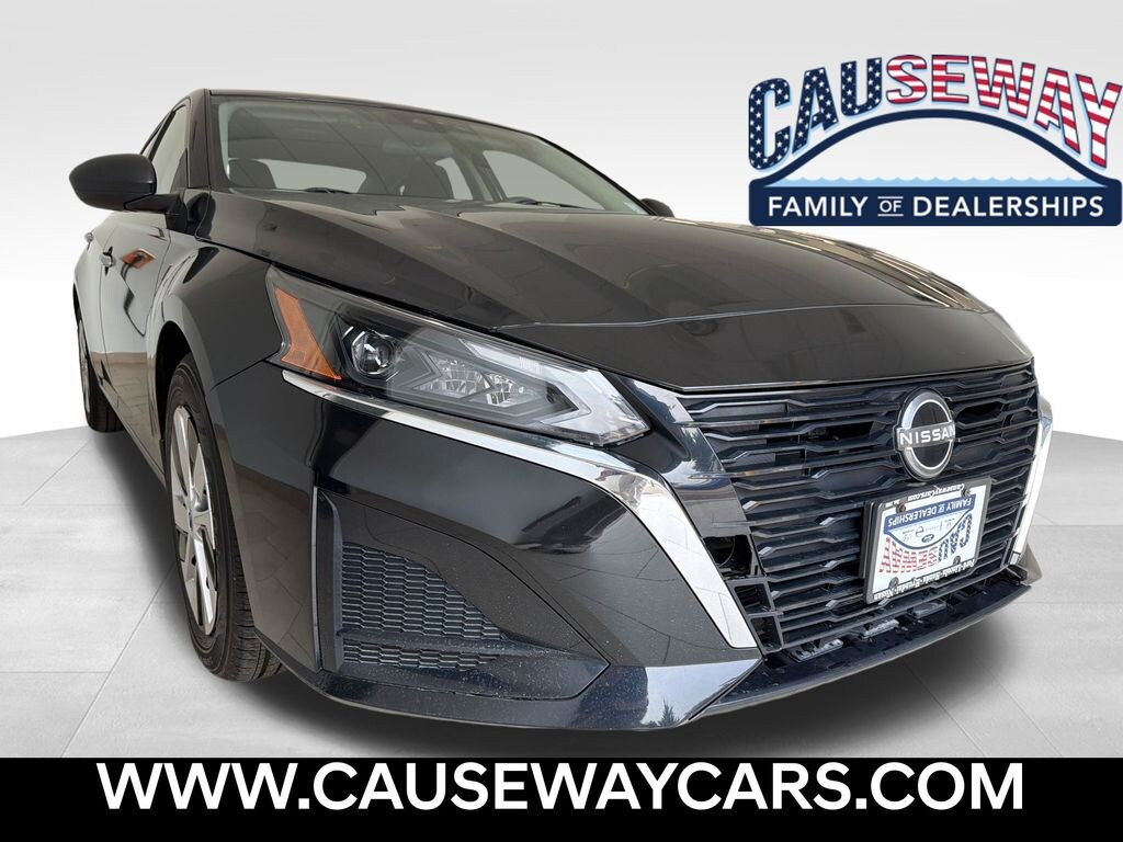 Used 2024 Nissan Altima 2.5 S Sedan