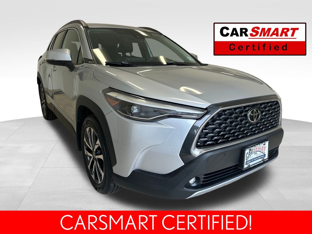 2022 Toyota Corolla Cross XLE