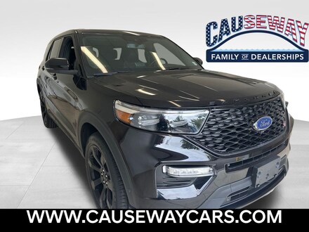 2022 Ford Explorer ST SUV