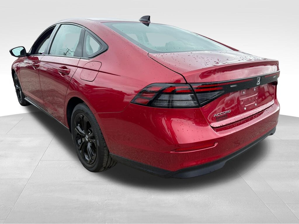 Used 2025 Honda Accord SE Sedan