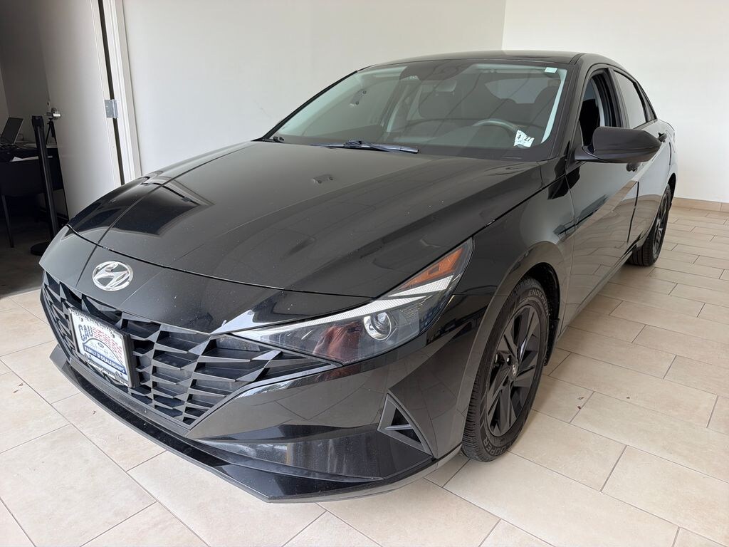 Certified 2022 Hyundai Elantra SEL Sedan