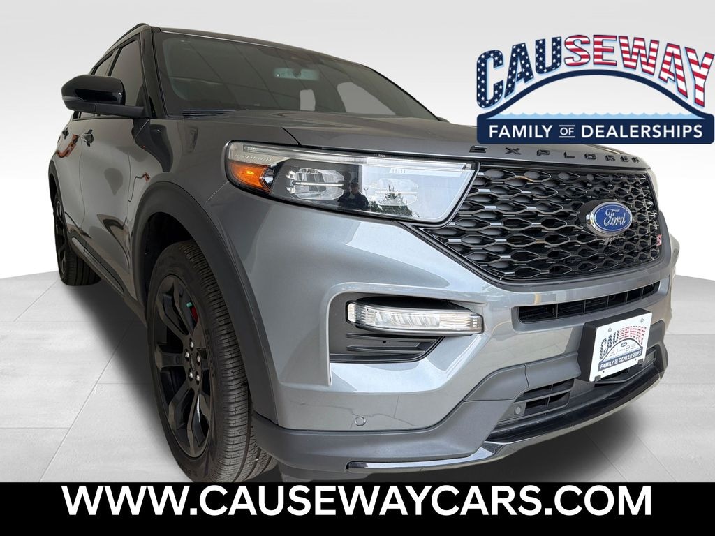 Used 2024 Ford Explorer ST SUV