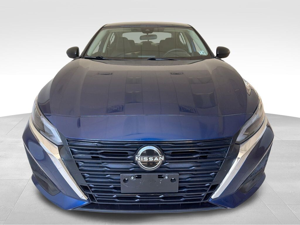 Used 2024 Nissan Altima 2.5 S Sedan