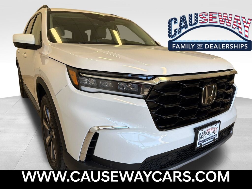 Used 2024 Honda Pilot Touring SUV