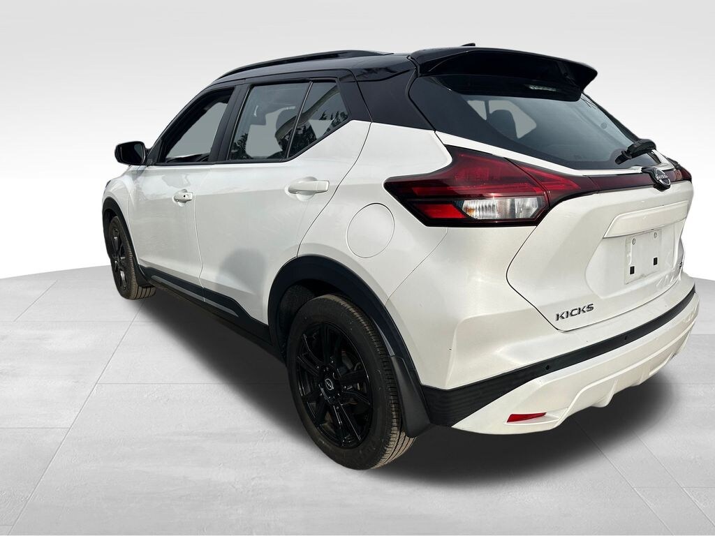 Used 2023 Nissan Kicks SR SUV