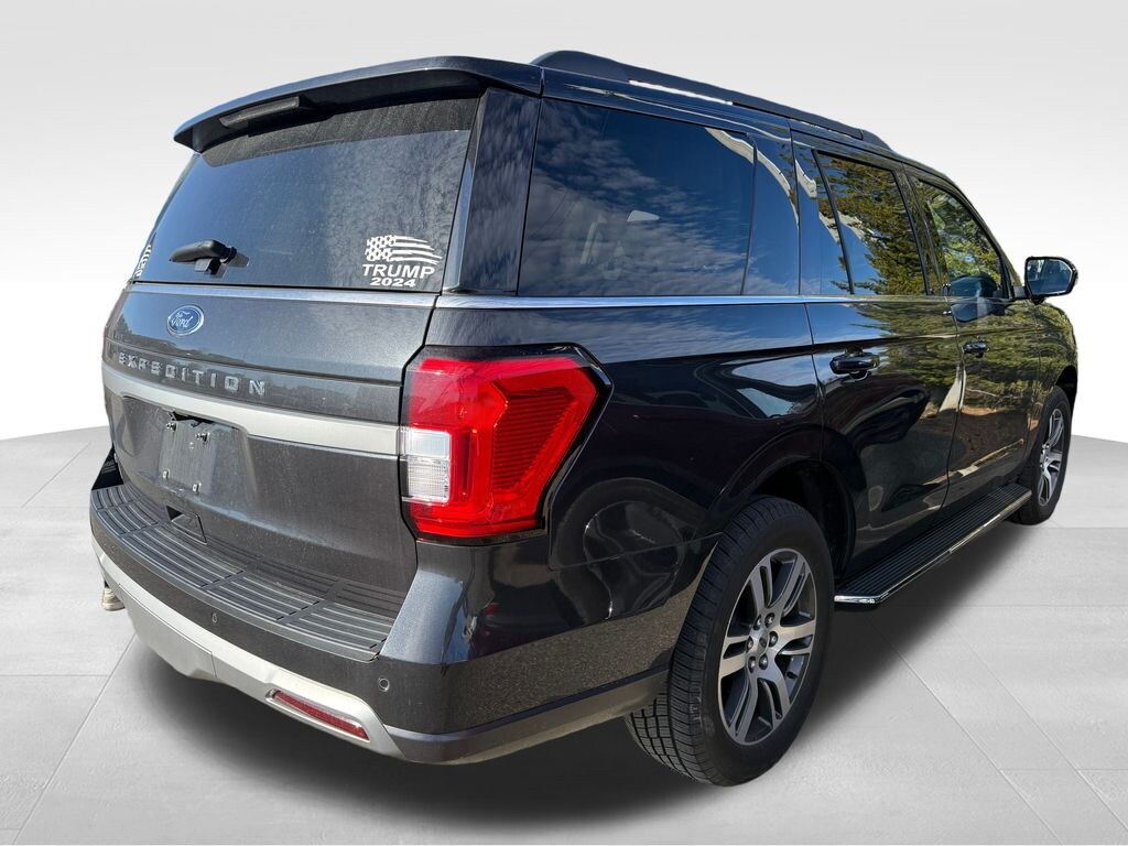 Used 2023 Ford Expedition XLT SUV