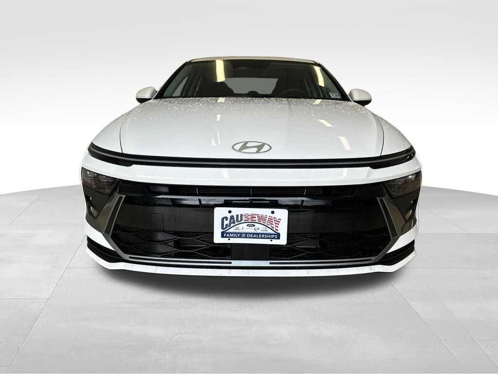 Certified 2025 Hyundai Sonata SE Sedan