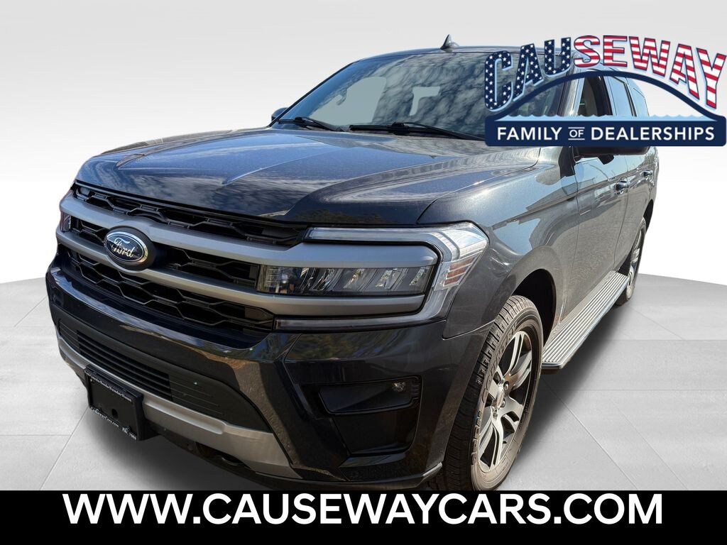 Used 2023 Ford Expedition XLT SUV