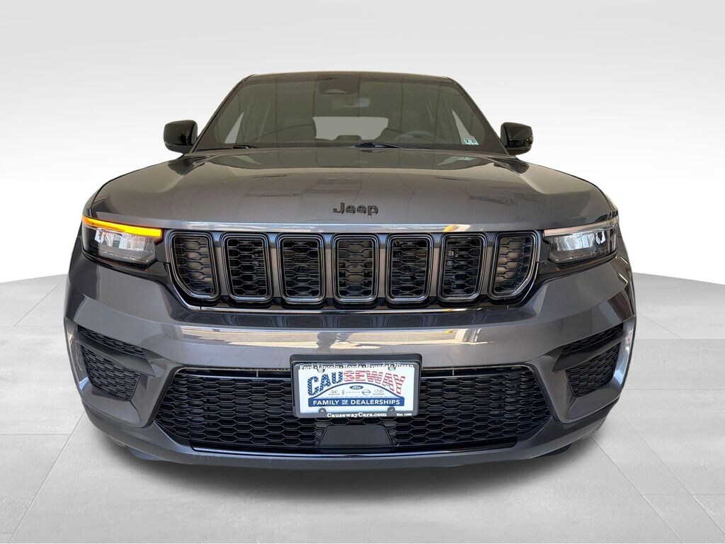 Used 2024 Jeep Grand Cherokee Altitude X SUV